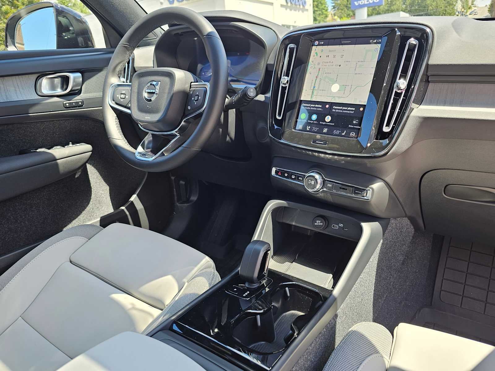 2026 Volvo EX40 Plus