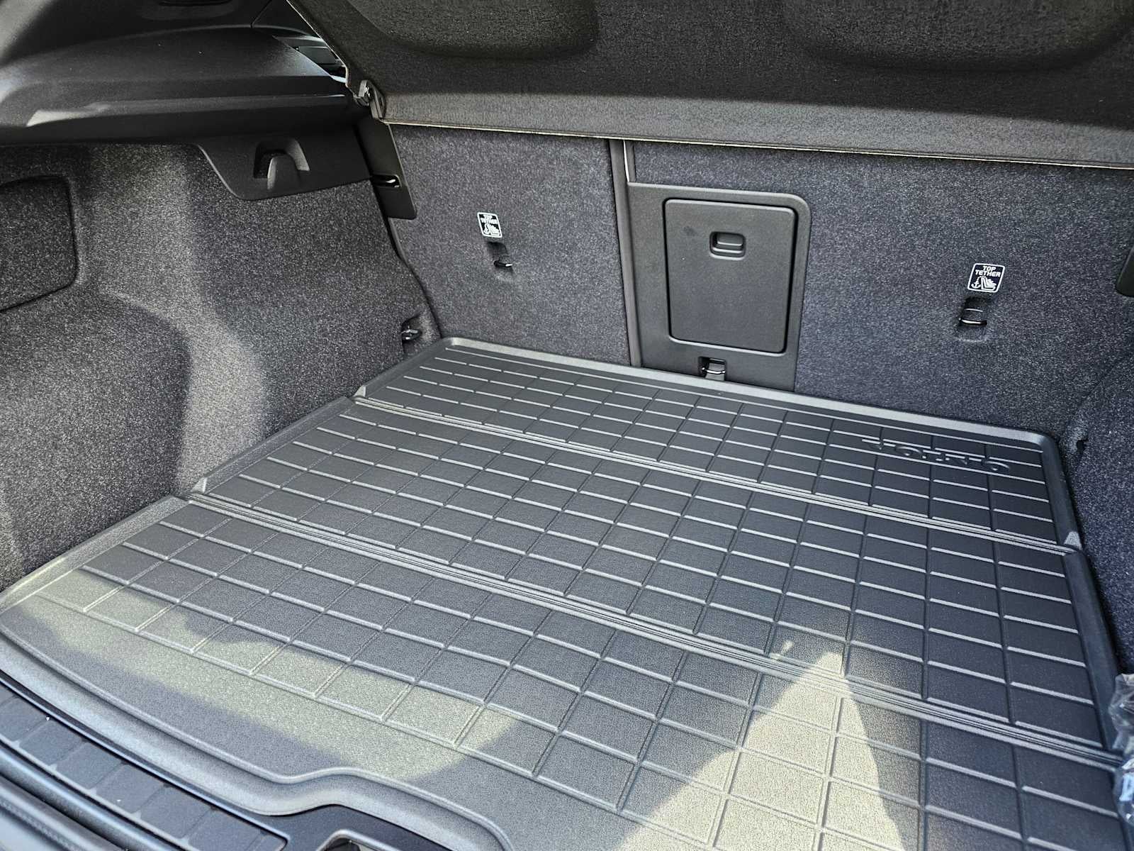 2026 Volvo EX40 Plus