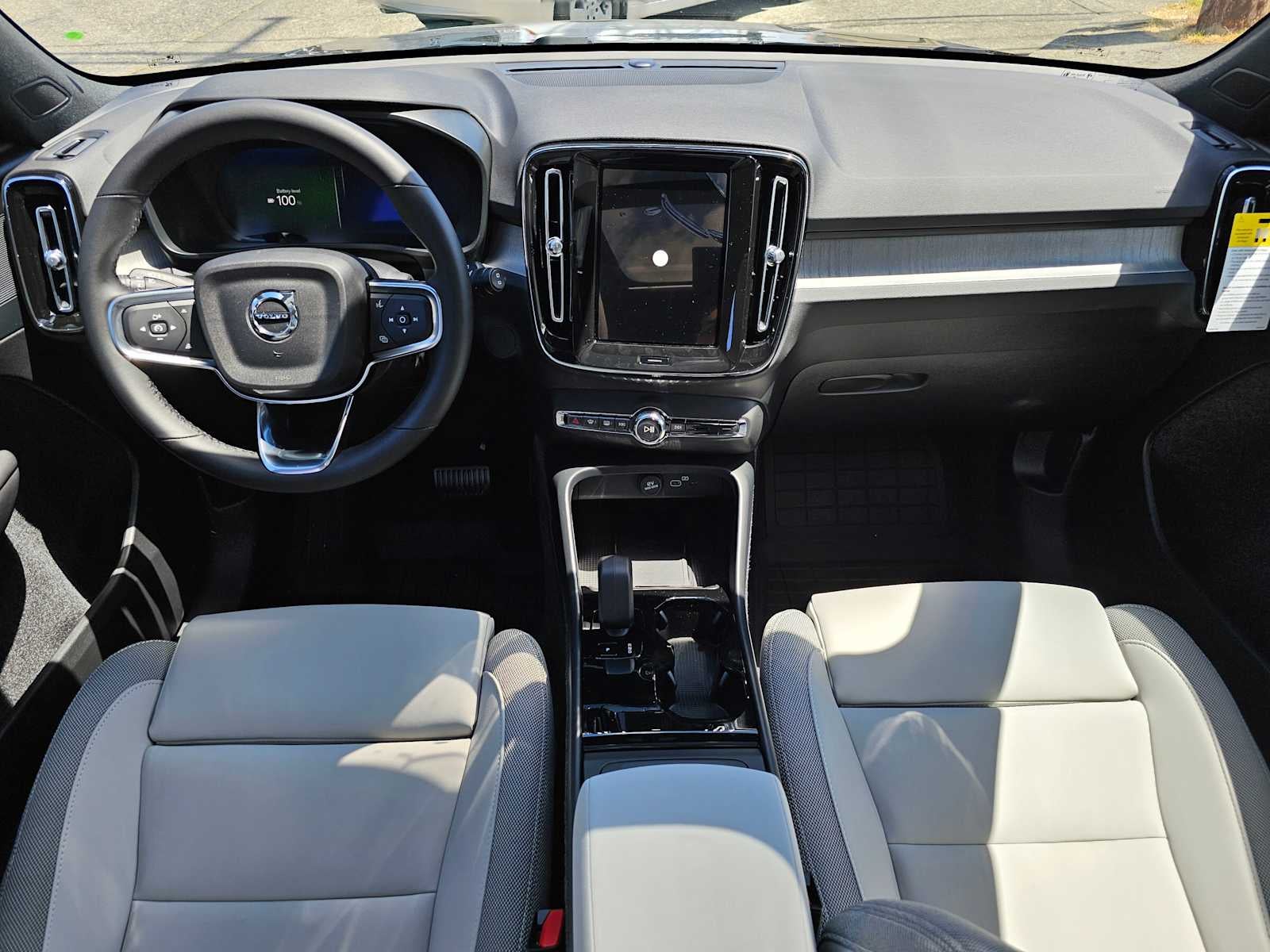 2026 Volvo EX40 Plus
