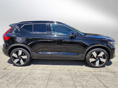 2026 Volvo EX40 Plus