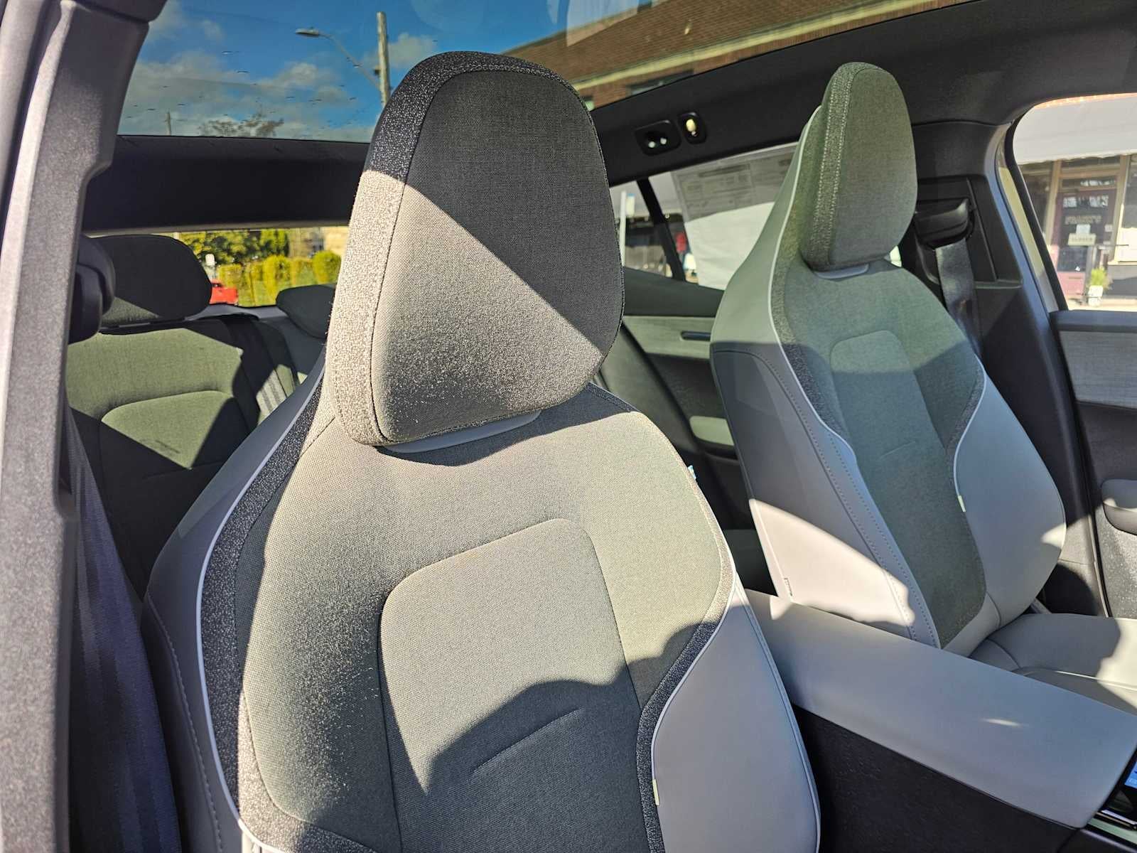 2026 Volvo EX30 Cross Country Ultra