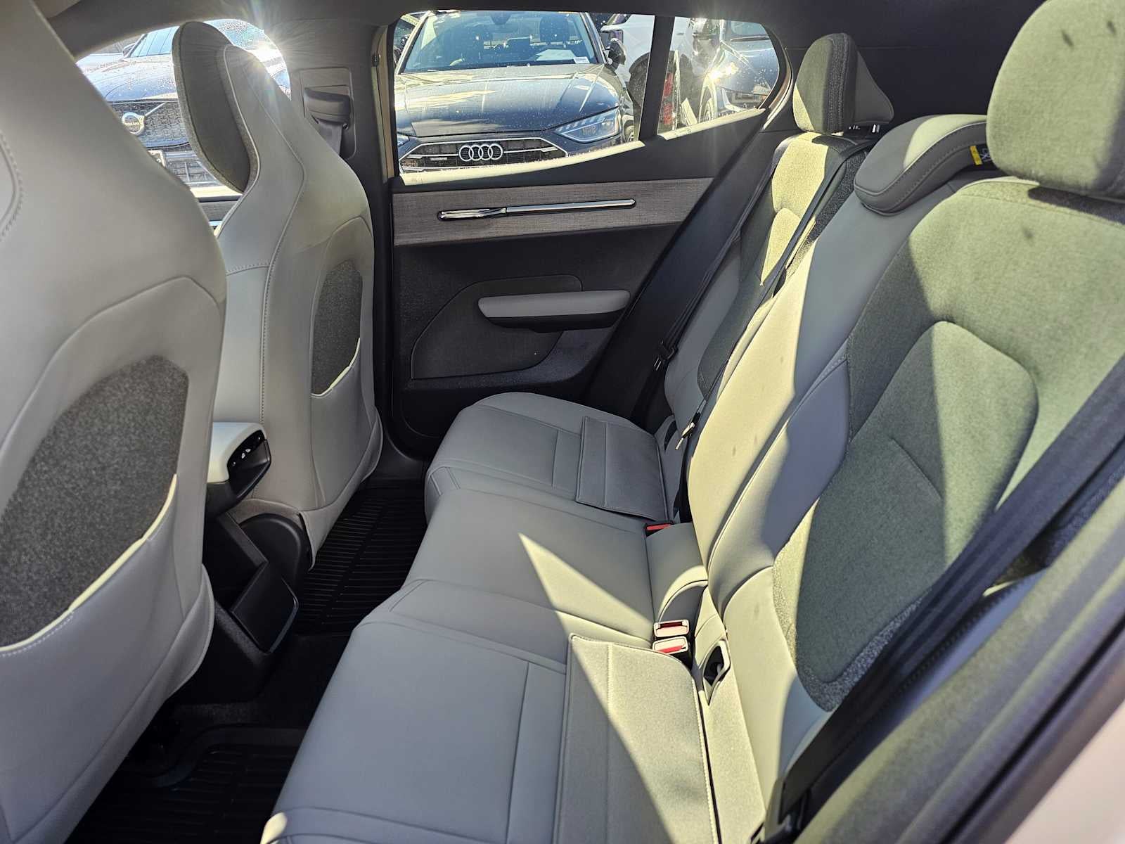 2026 Volvo EX30 Cross Country Ultra