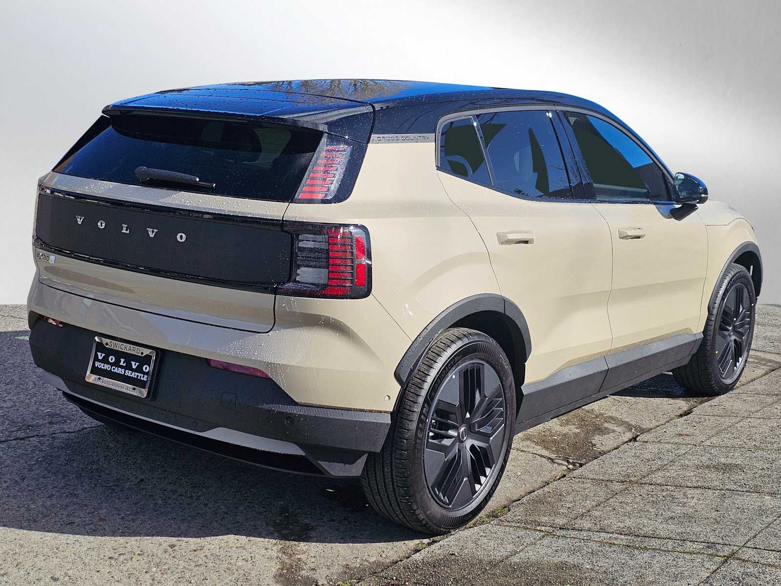 2026 Volvo EX30 Cross Country Ultra