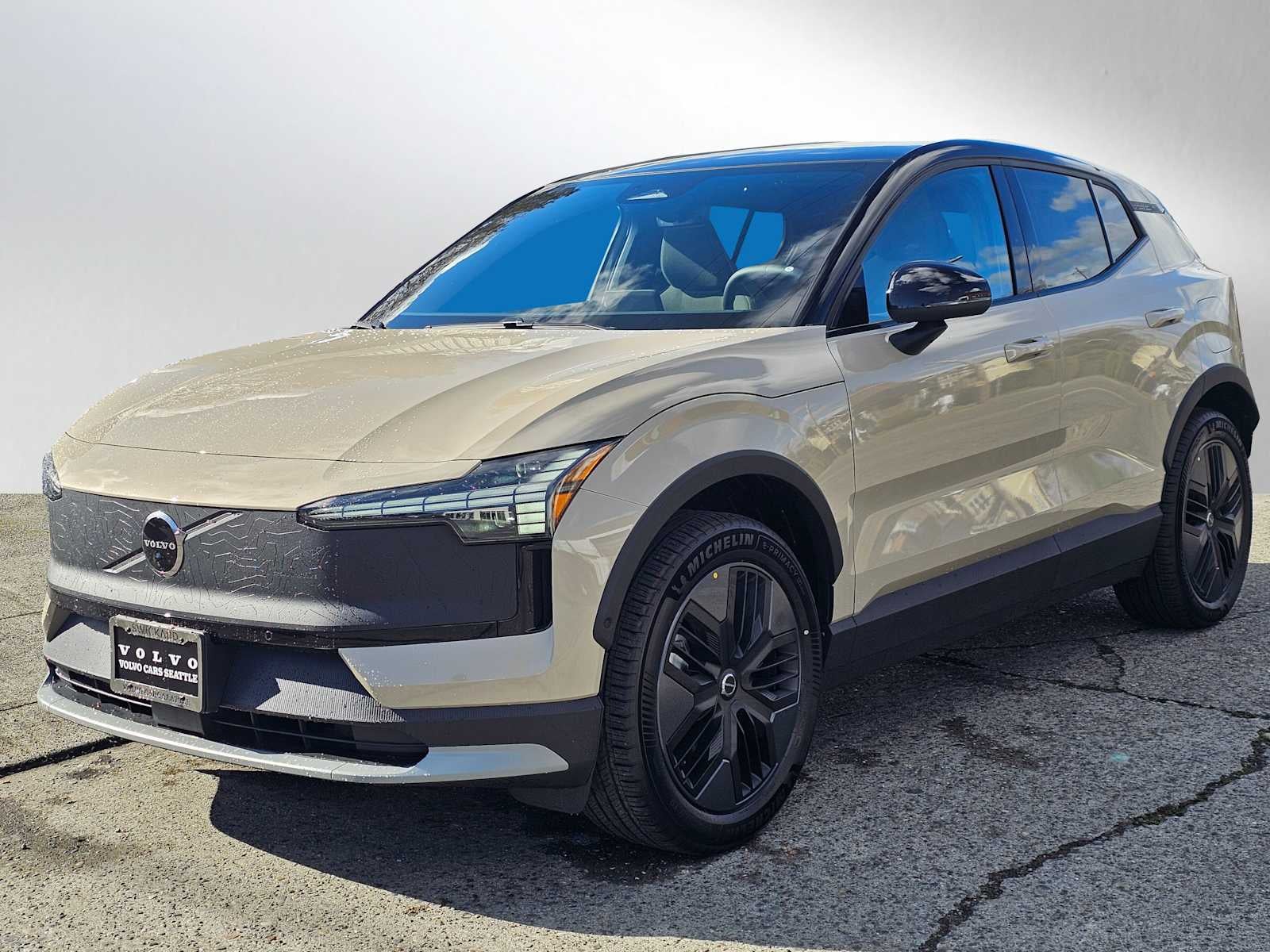 2026 Volvo EX30 Cross Country Ultra