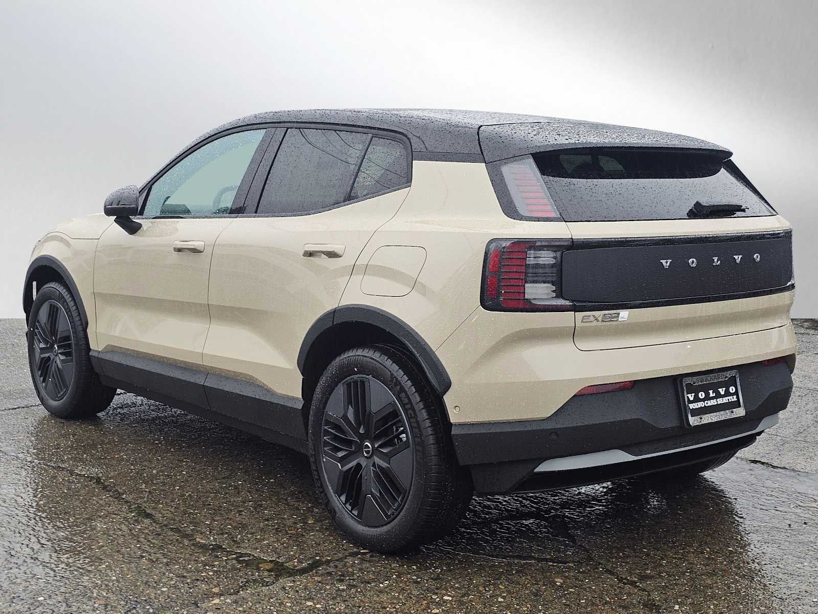 2026 Volvo EX30 Cross Country Ultra