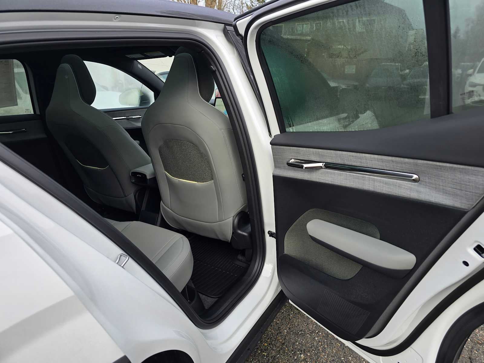 2026 Volvo EX30 Cross Country Ultra