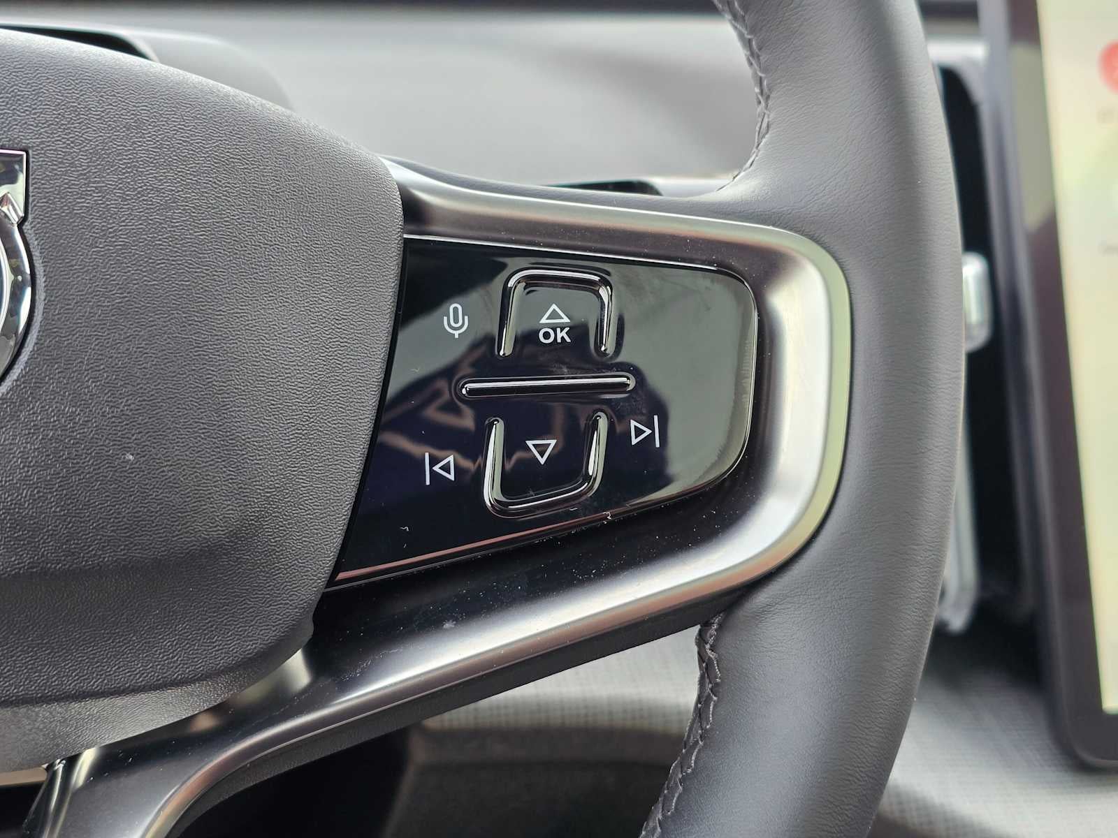 2026 Volvo EX30 Cross Country Ultra