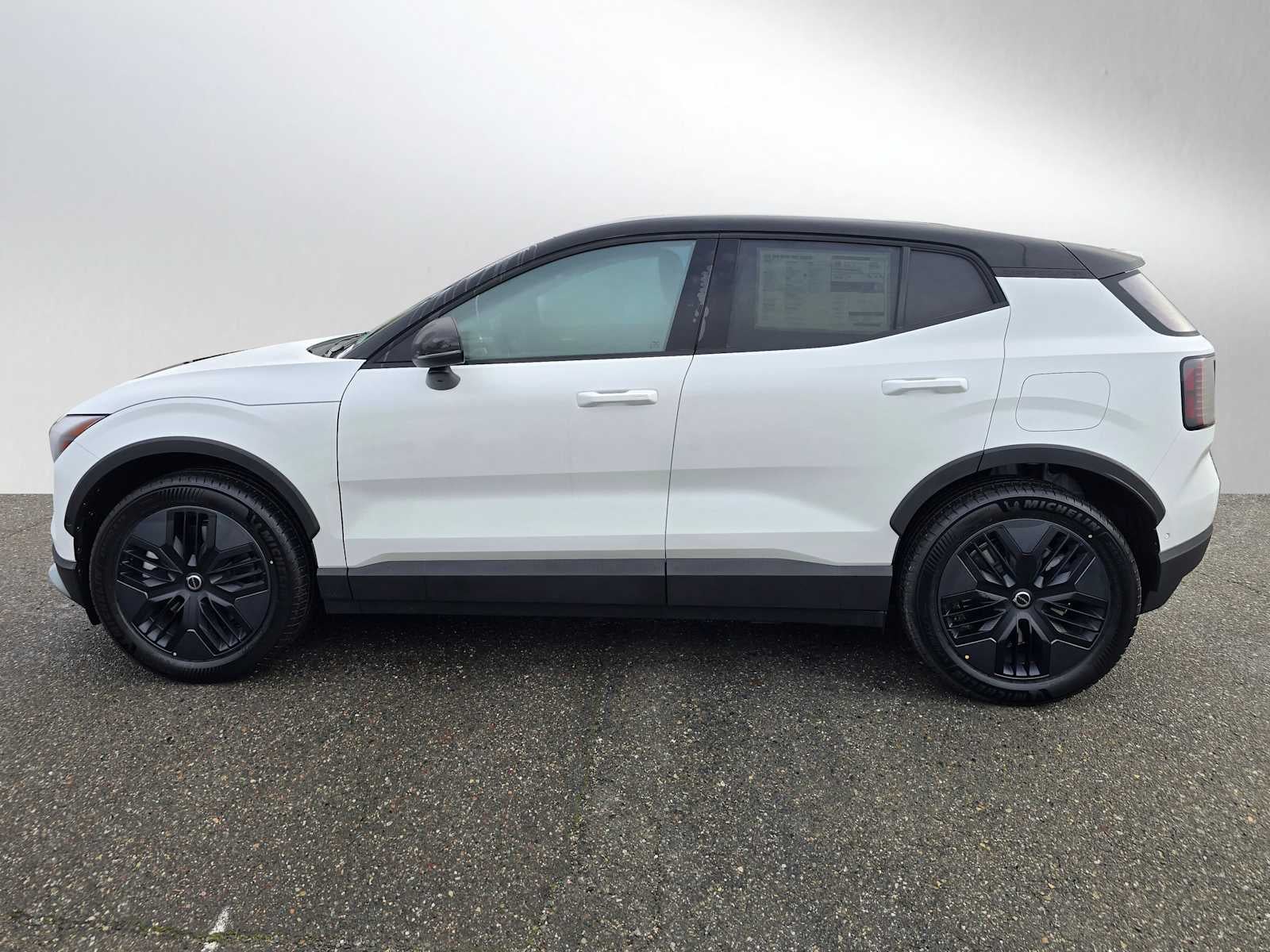 2026 Volvo EX30 Cross Country Ultra