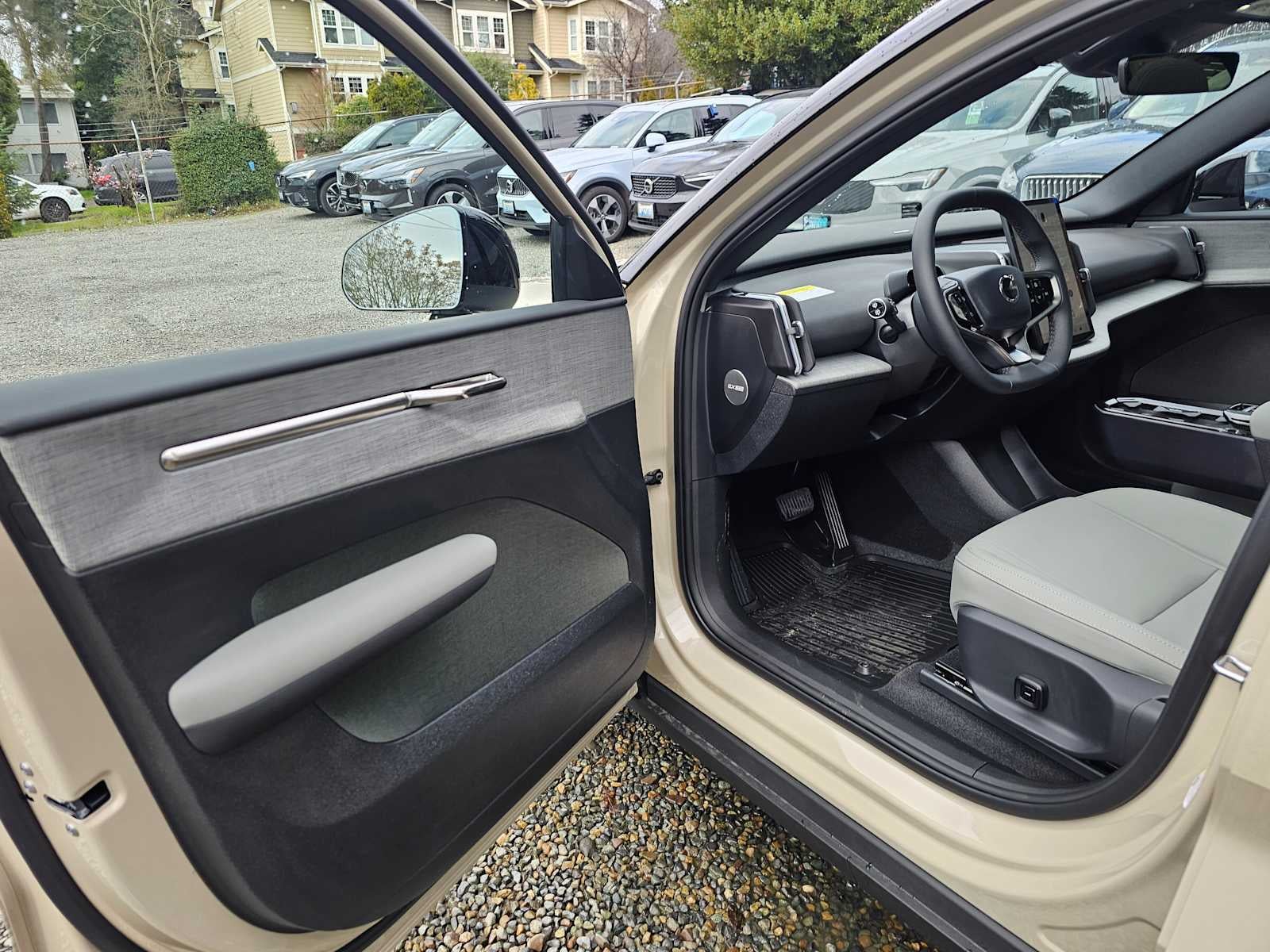 2026 Volvo EX30 Cross Country Ultra