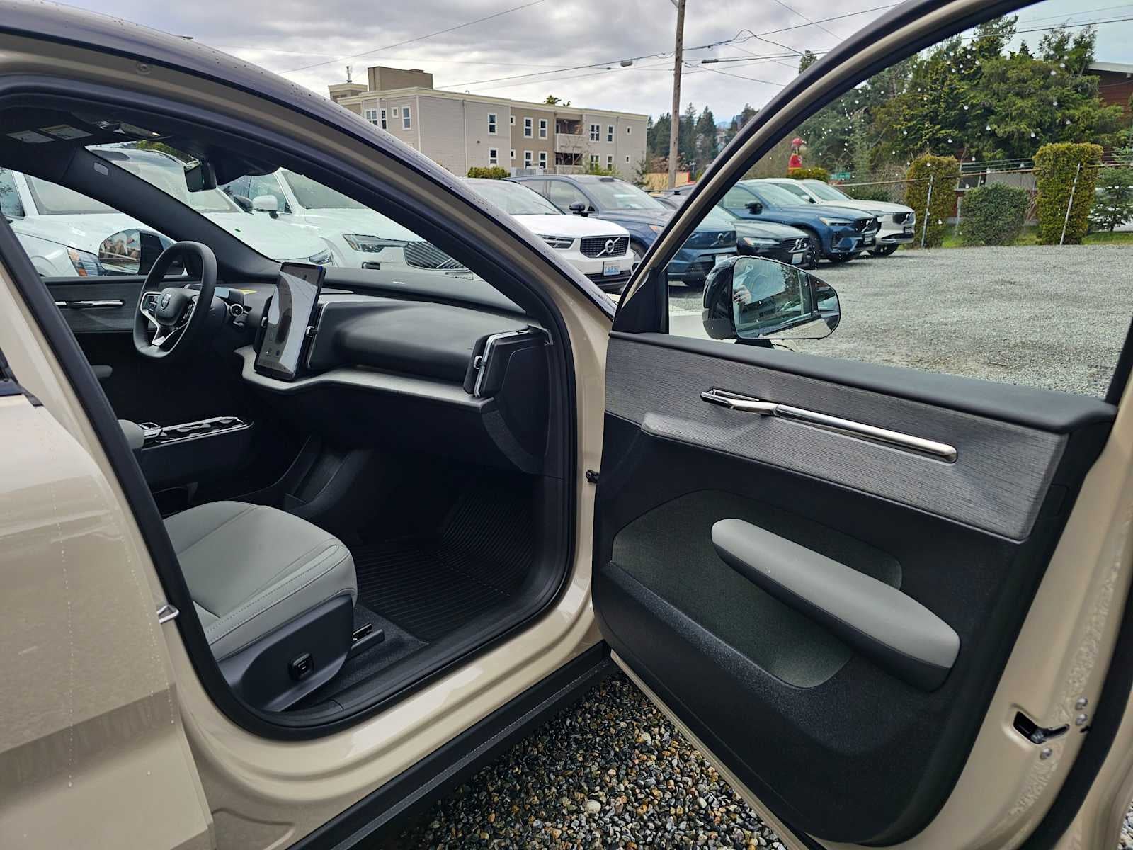 2026 Volvo EX30 Cross Country Ultra