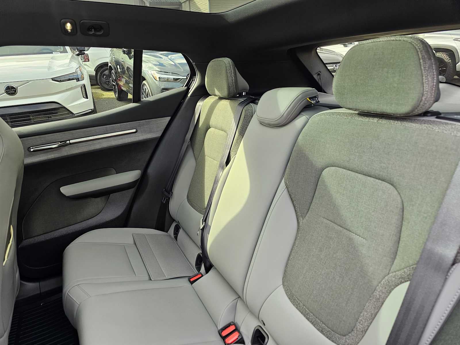 2026 Volvo EX30 Cross Country Ultra