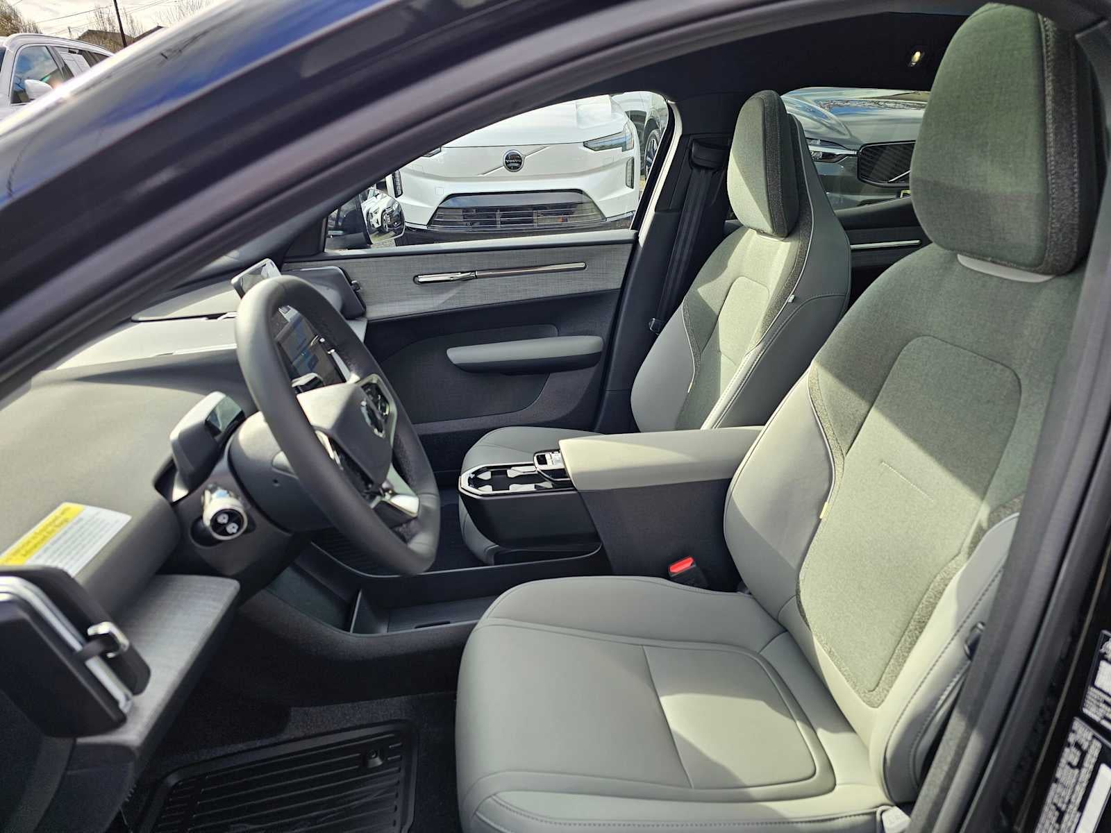 2026 Volvo EX30 Cross Country Ultra