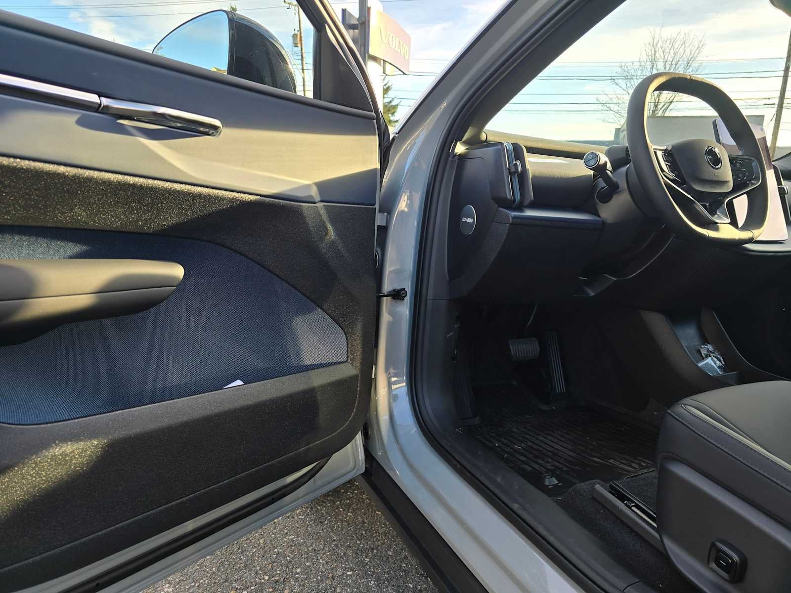 2026 Volvo EX30 Cross Country Ultra