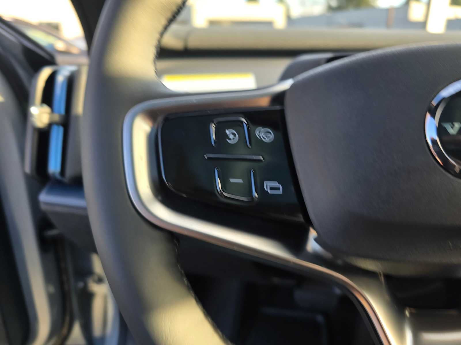 2026 Volvo EX30 Cross Country Ultra