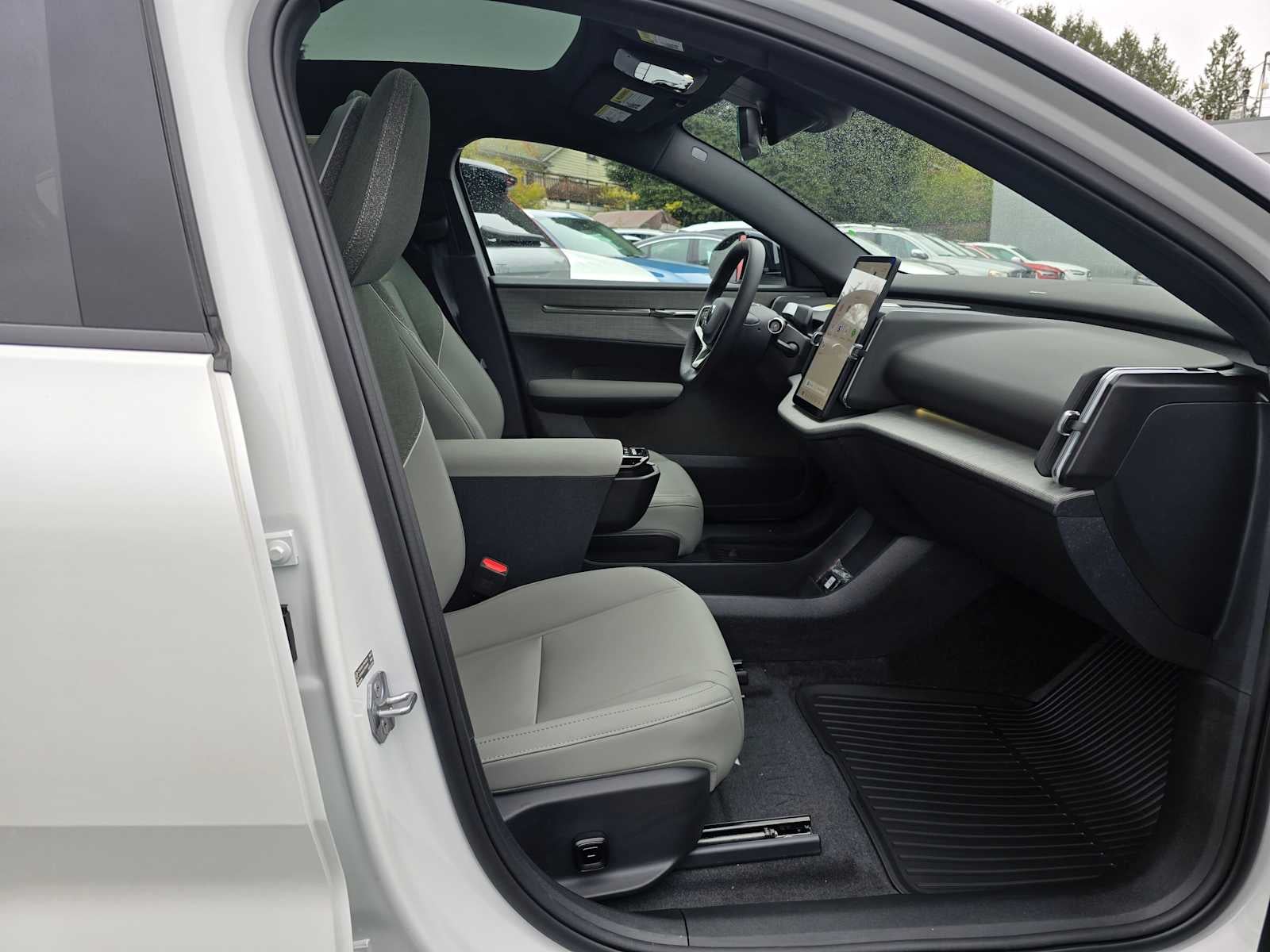 2026 Volvo EX30 Cross Country Ultra