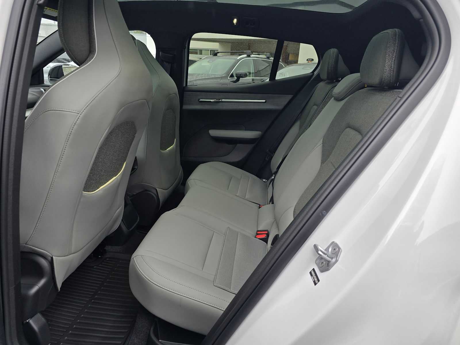 2026 Volvo EX30 Cross Country Ultra