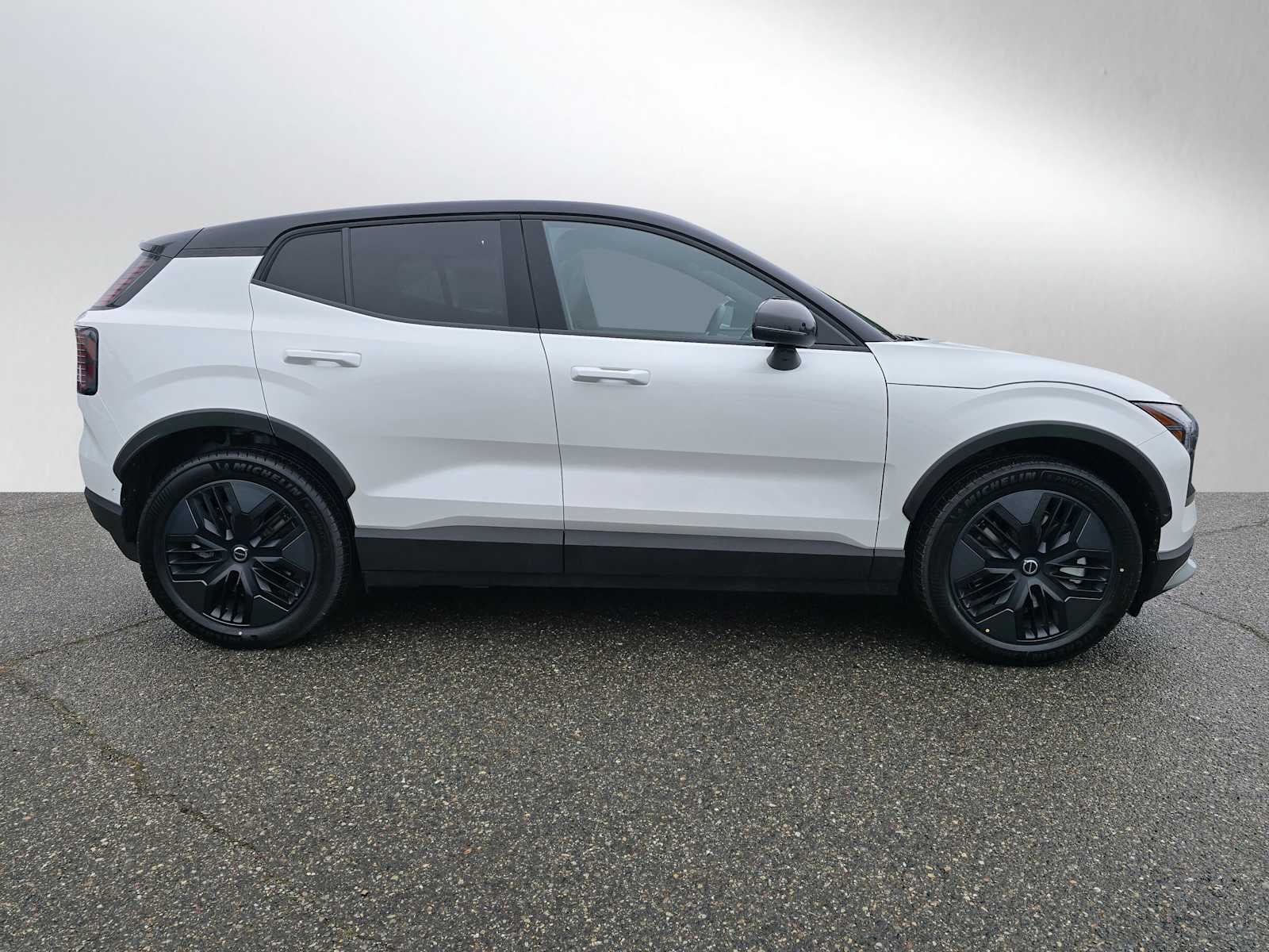 2026 Volvo EX30 Cross Country Ultra