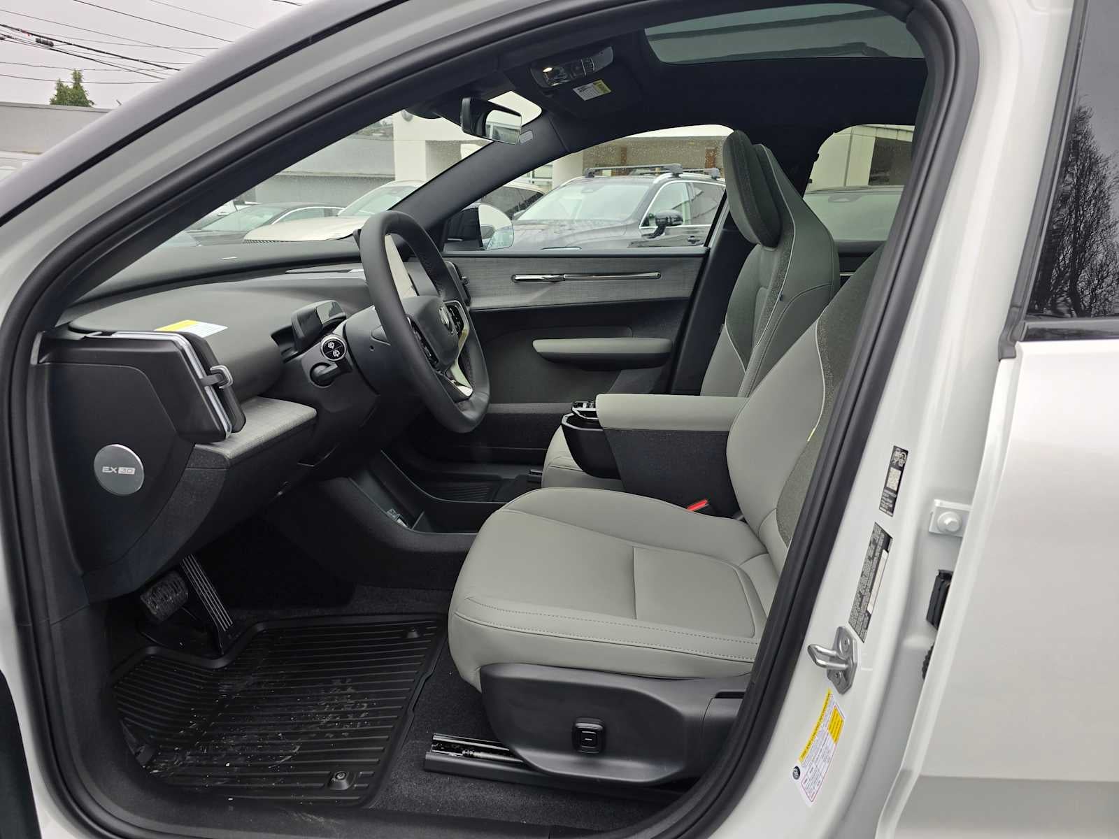 2026 Volvo EX30 Cross Country Ultra