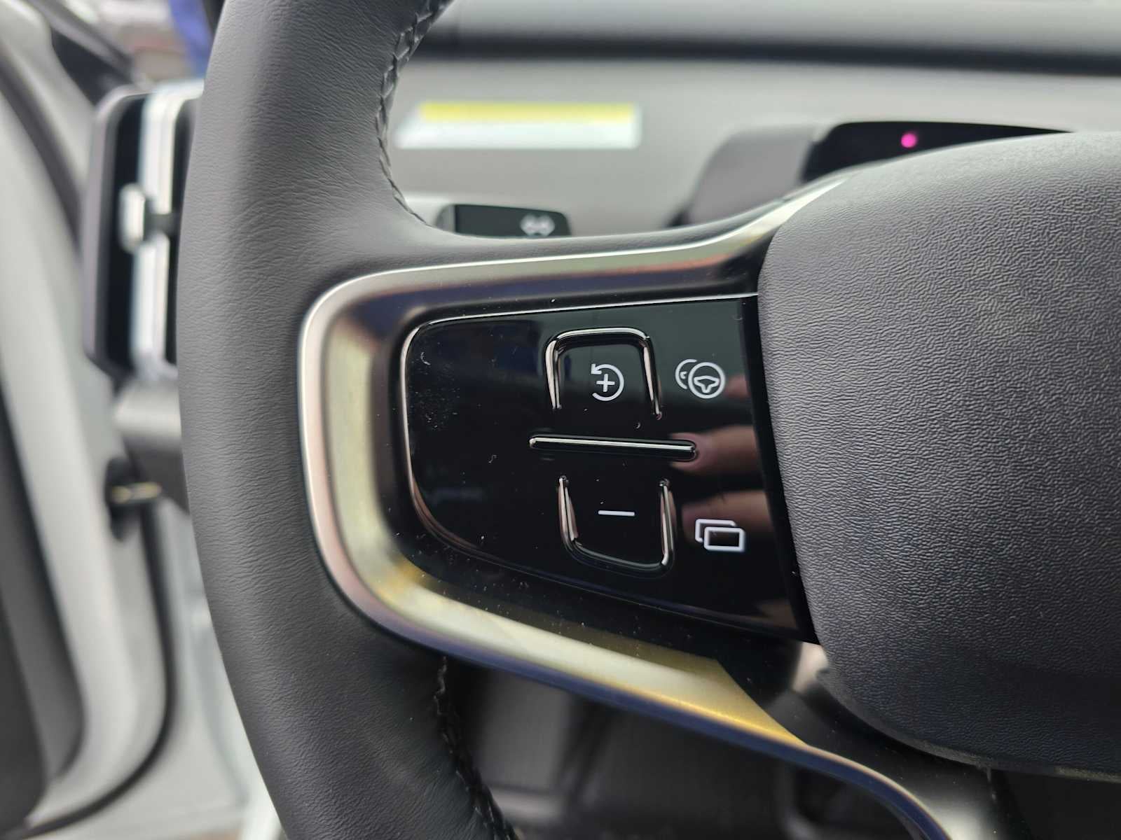 2026 Volvo EX30 Cross Country Ultra