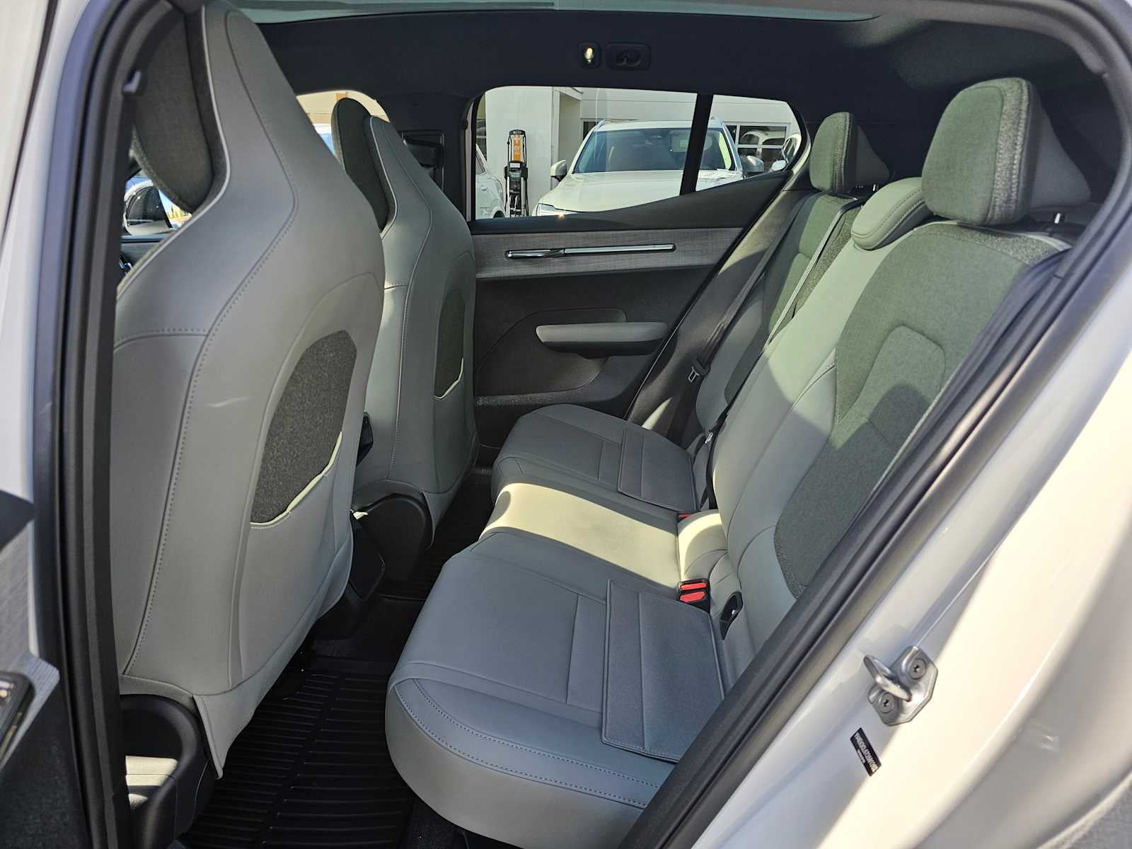 2026 Volvo EX30 Cross Country Ultra