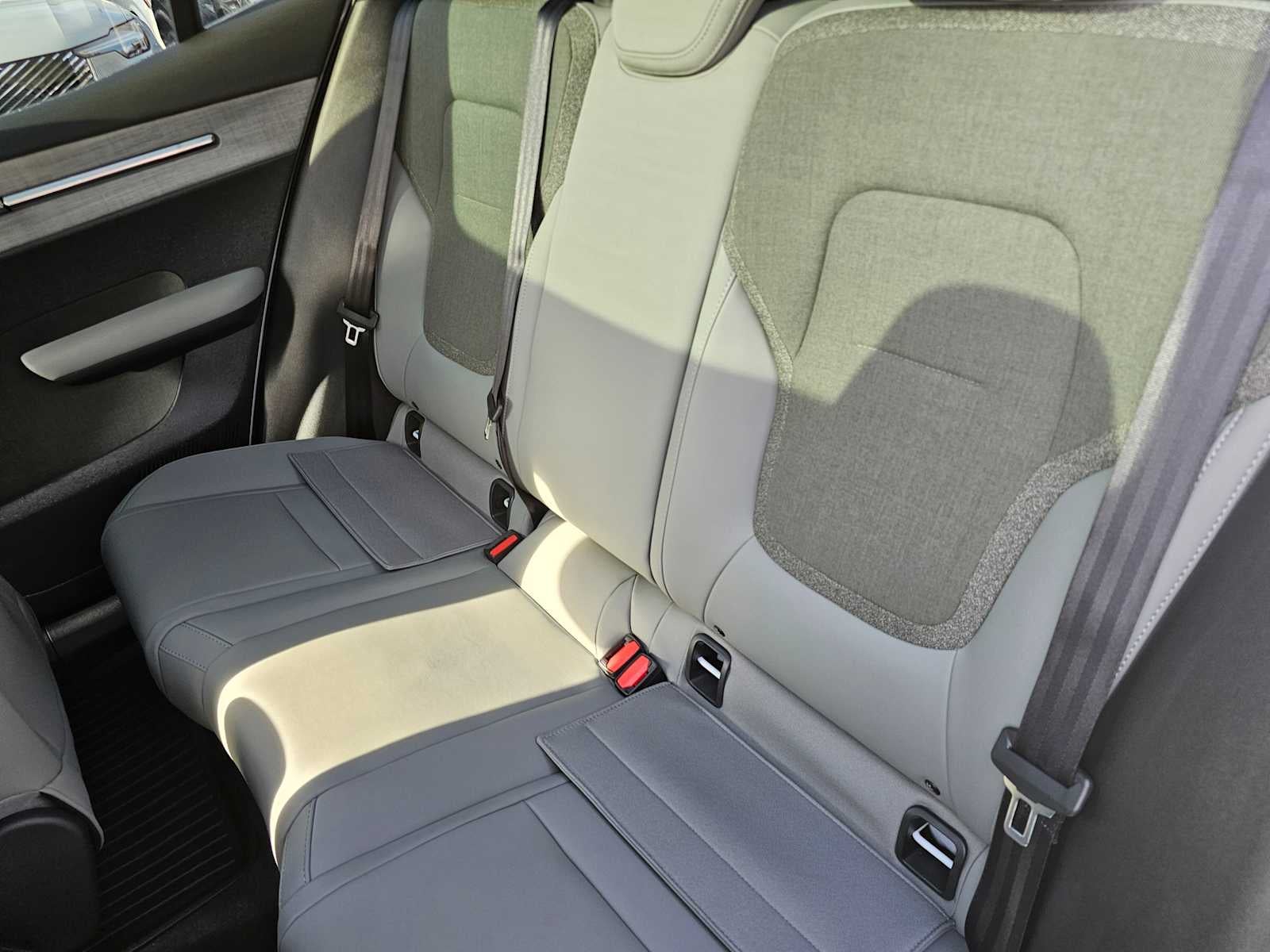 2026 Volvo EX30 Cross Country Ultra