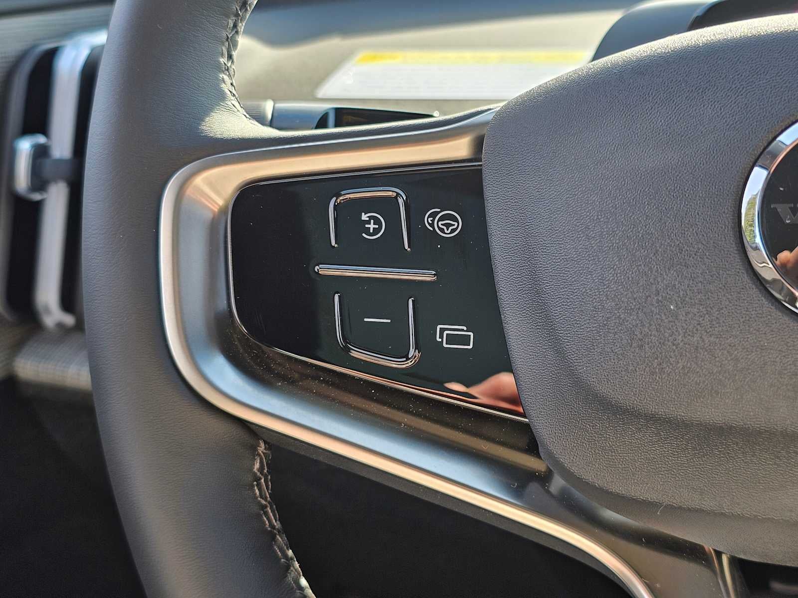 2026 Volvo EX30 Cross Country Ultra