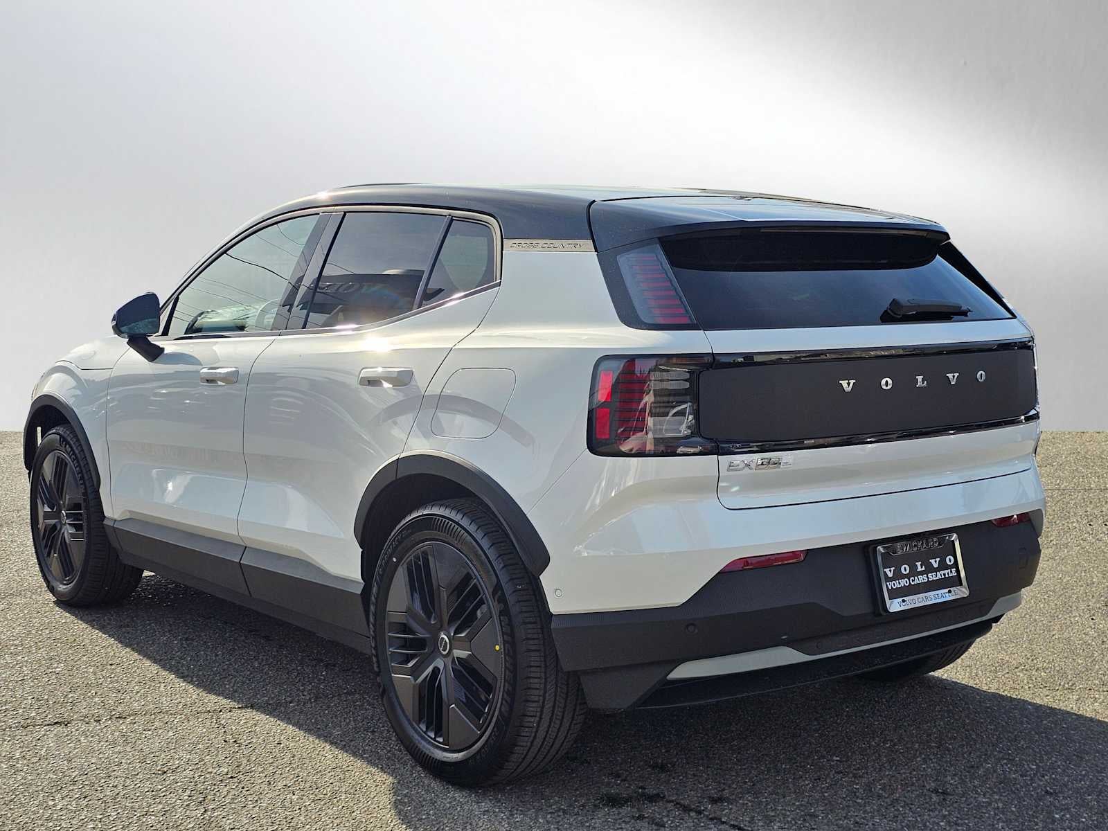 2026 Volvo EX30 Cross Country Ultra