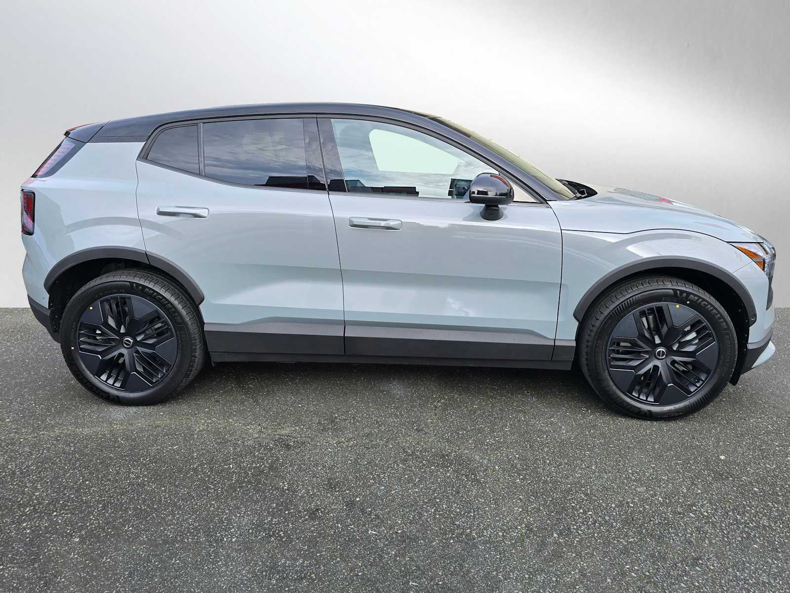 2026 Volvo EX30 Cross Country Ultra