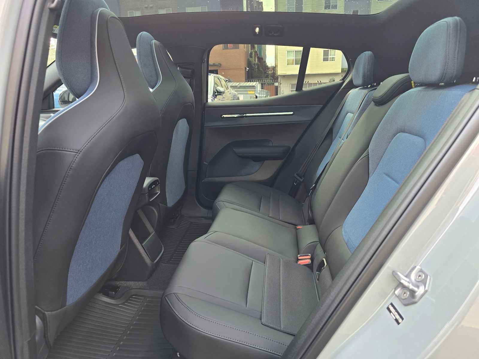 2026 Volvo EX30 Cross Country Ultra