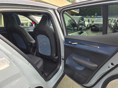 2026 Volvo EX30 Cross Country Ultra