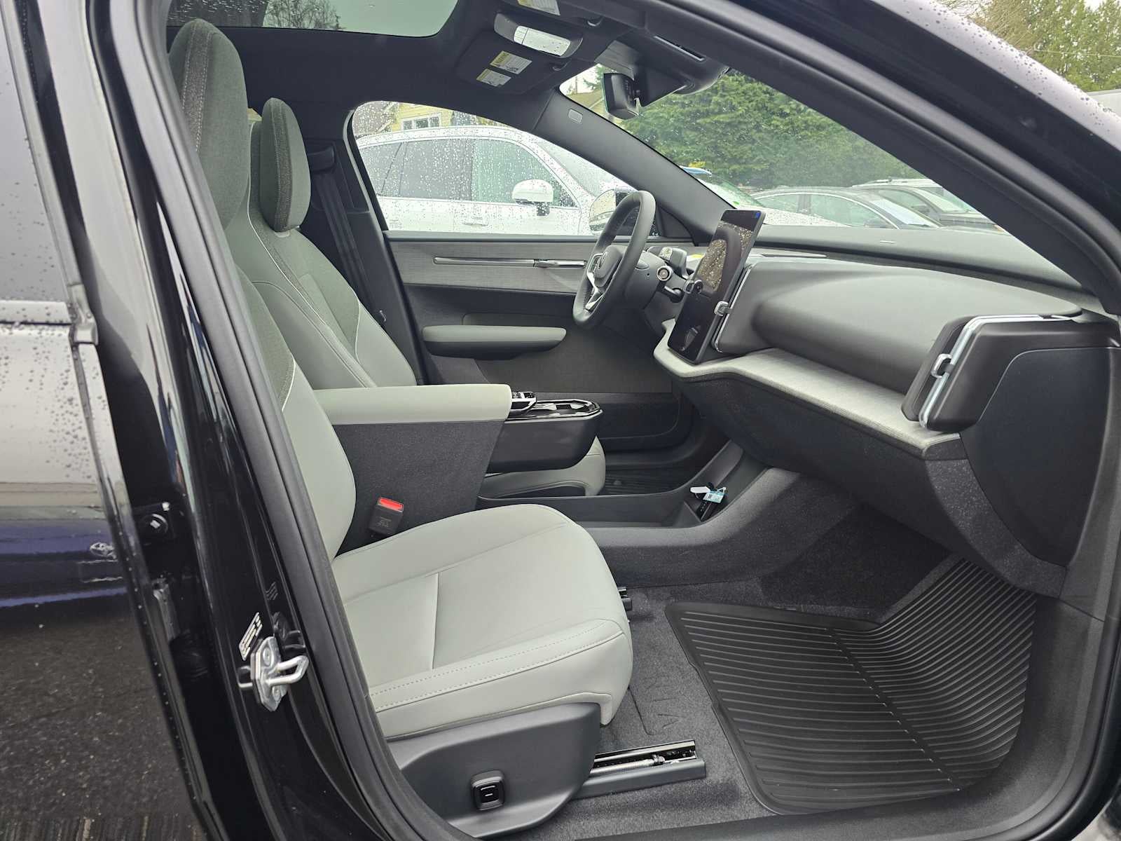 2026 Volvo EX30 Cross Country Ultra