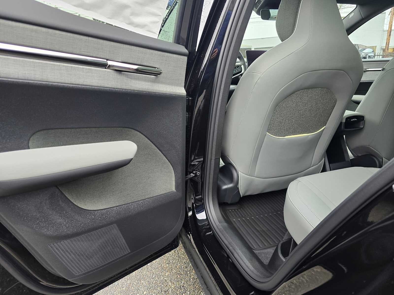 2026 Volvo EX30 Cross Country Ultra