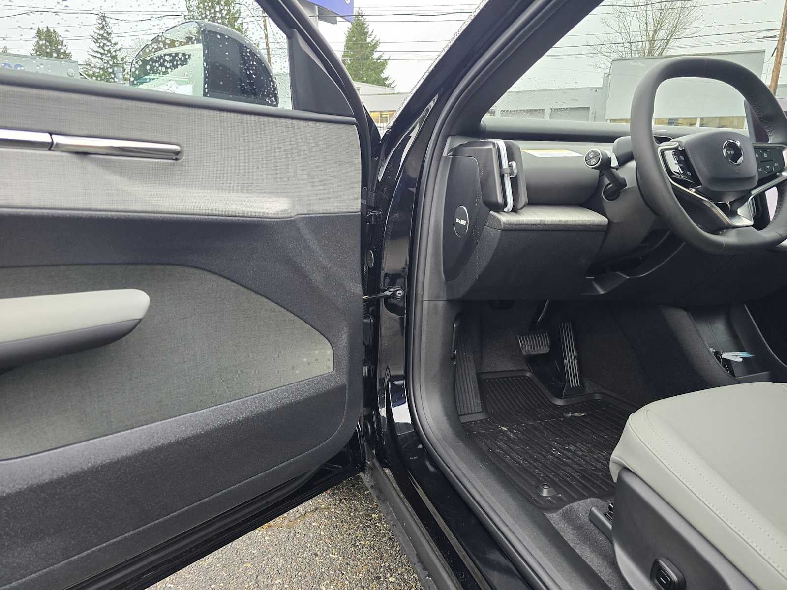 2026 Volvo EX30 Cross Country Ultra