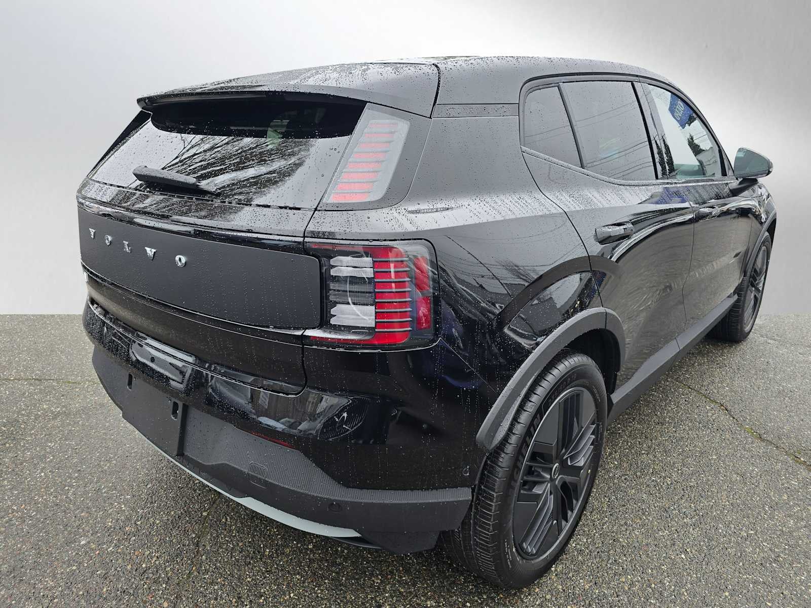 2026 Volvo EX30 Cross Country Ultra