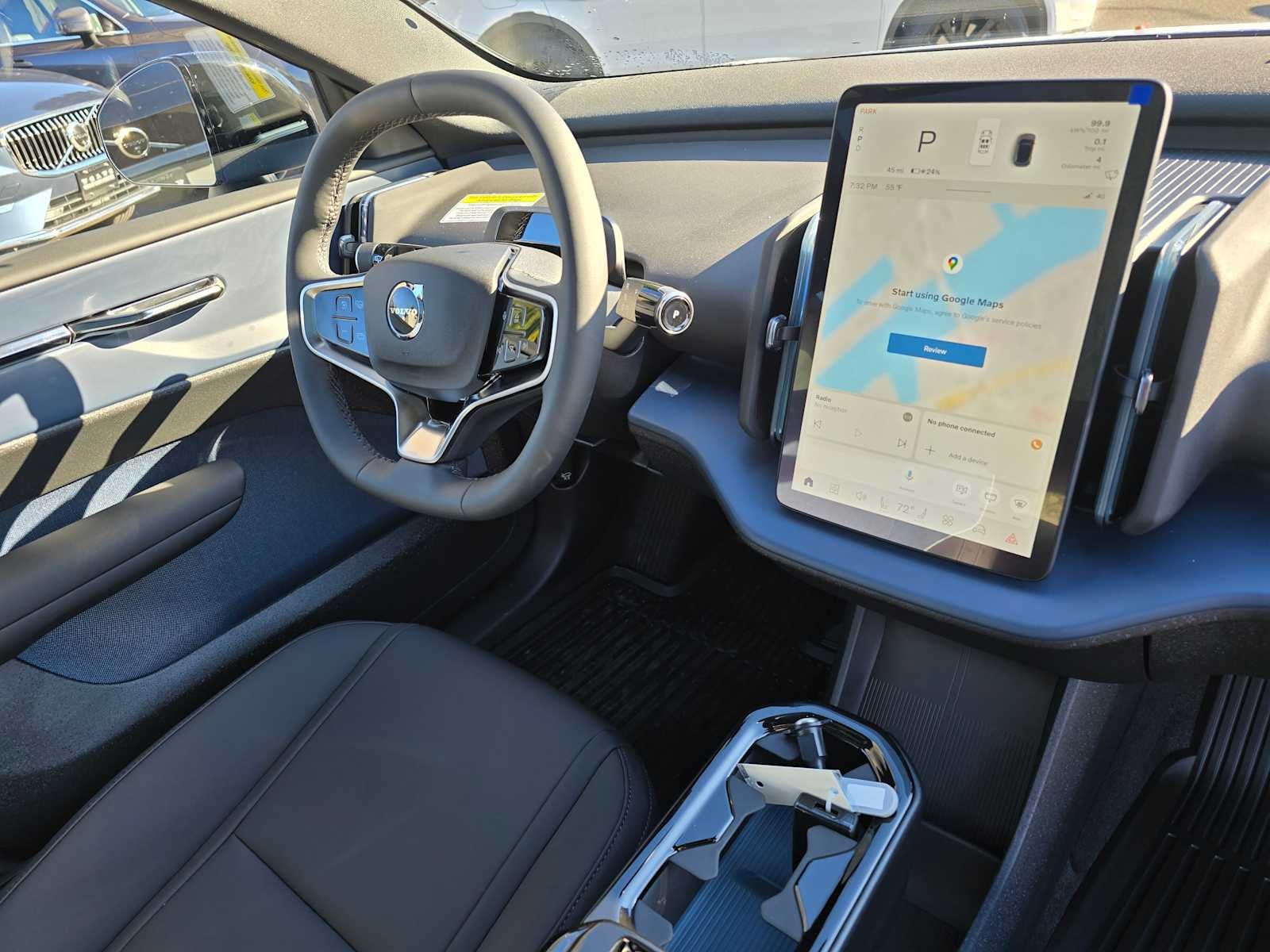 2026 Volvo EX30 Cross Country Ultra