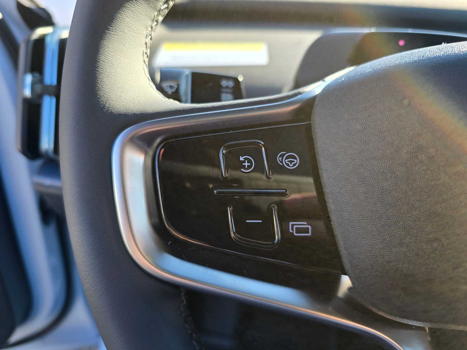 2026 Volvo EX30 Cross Country Ultra