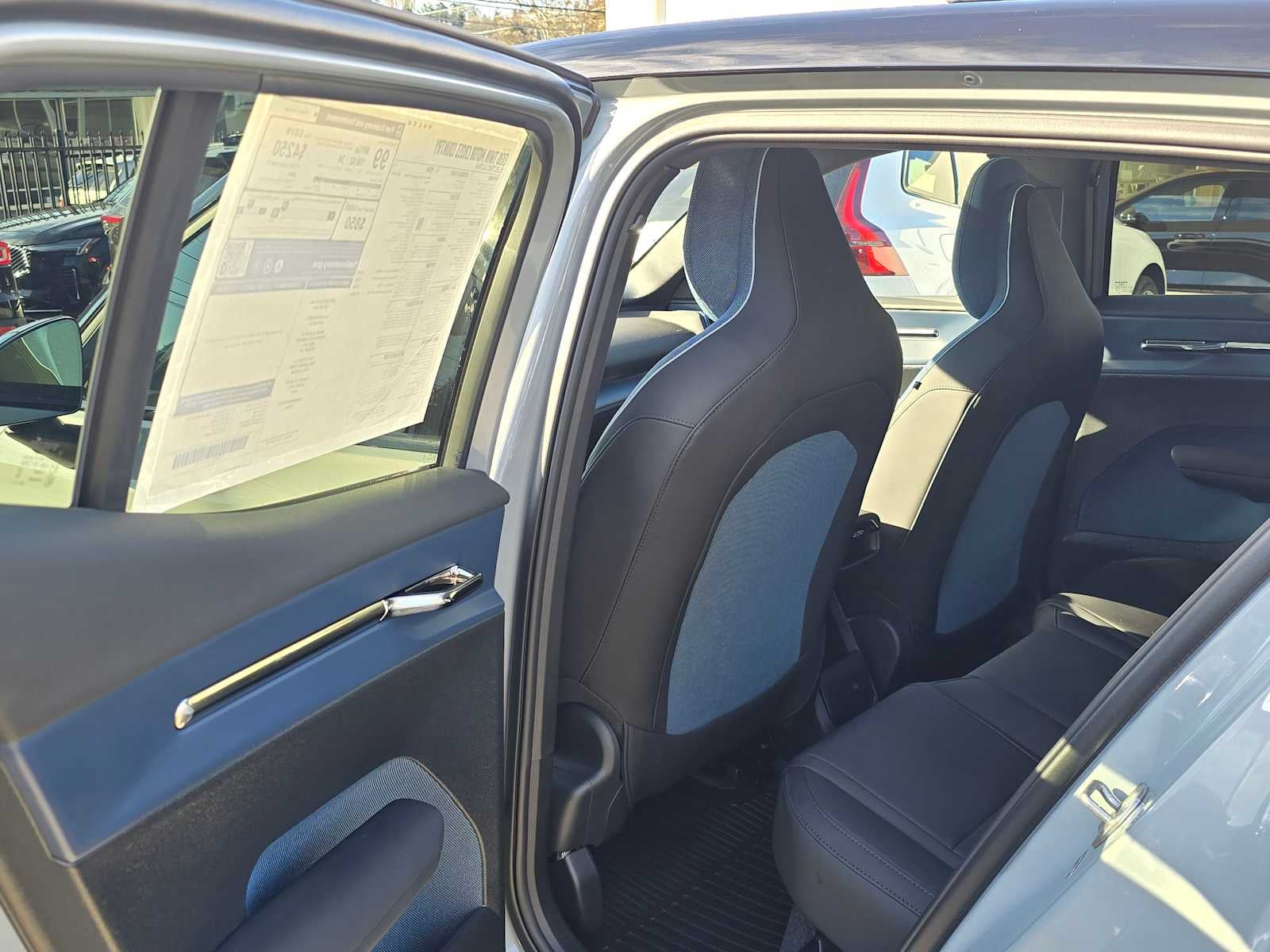 2026 Volvo EX30 Cross Country Ultra