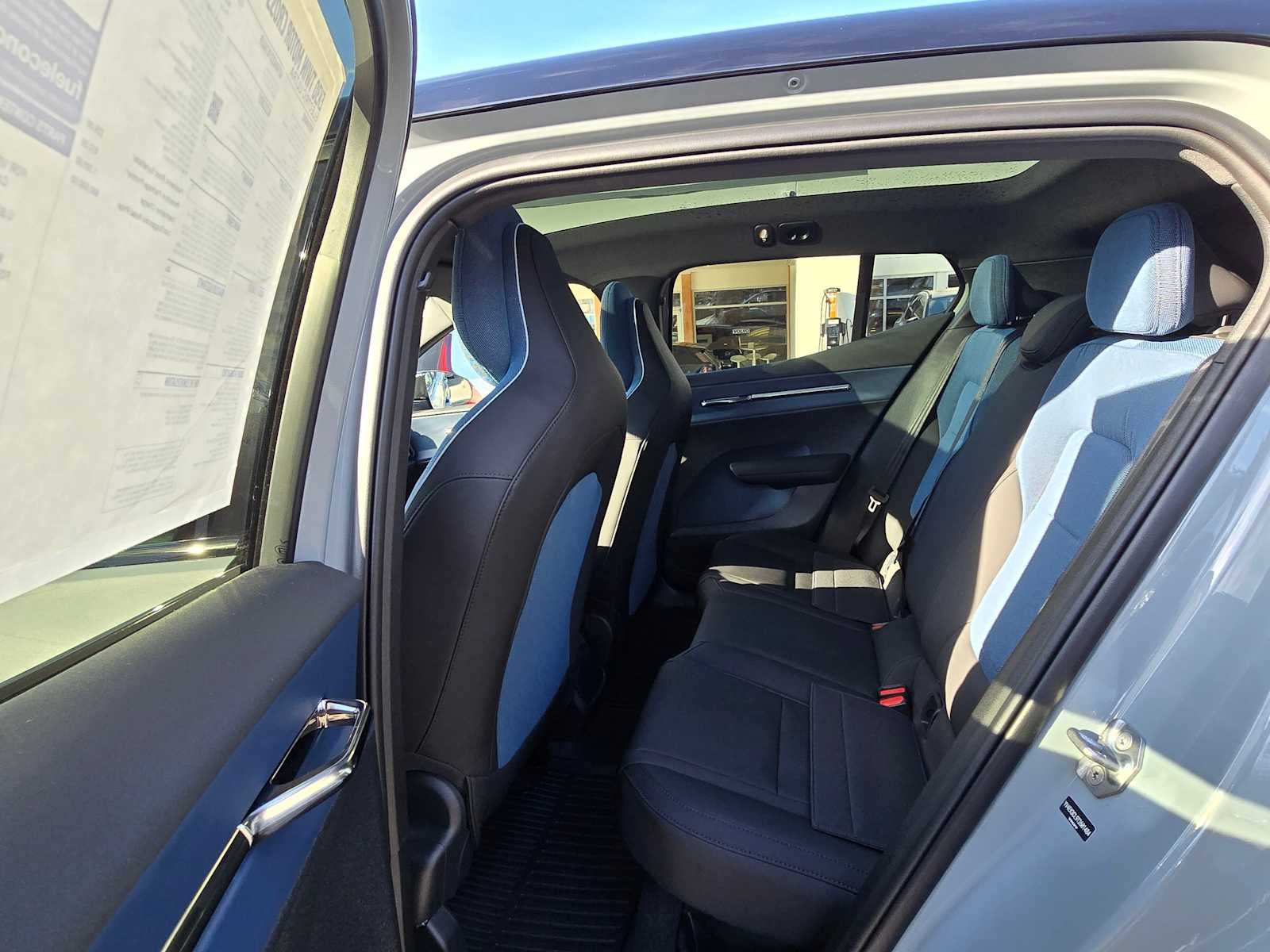 2026 Volvo EX30 Cross Country Ultra