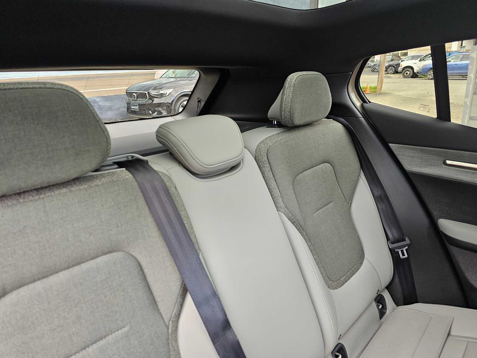 2026 Volvo EX30 Cross Country Ultra