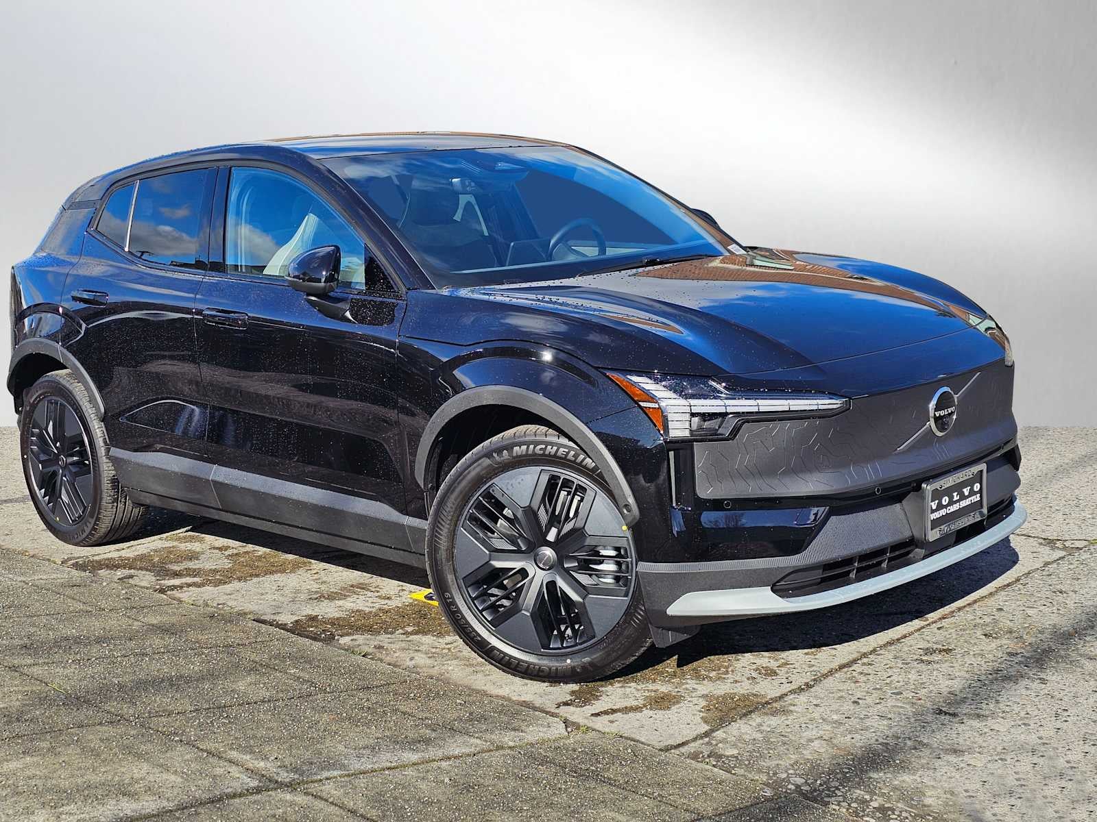 2026 Volvo EX30 Cross Country Ultra