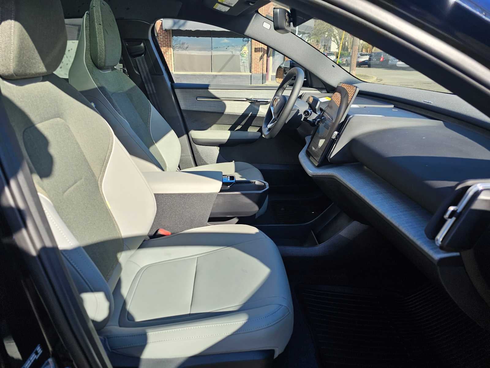 2026 Volvo EX30 Cross Country Ultra