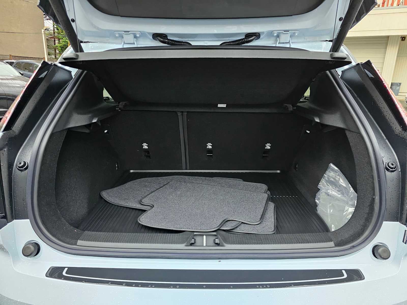 2026 Volvo EX30 Plus