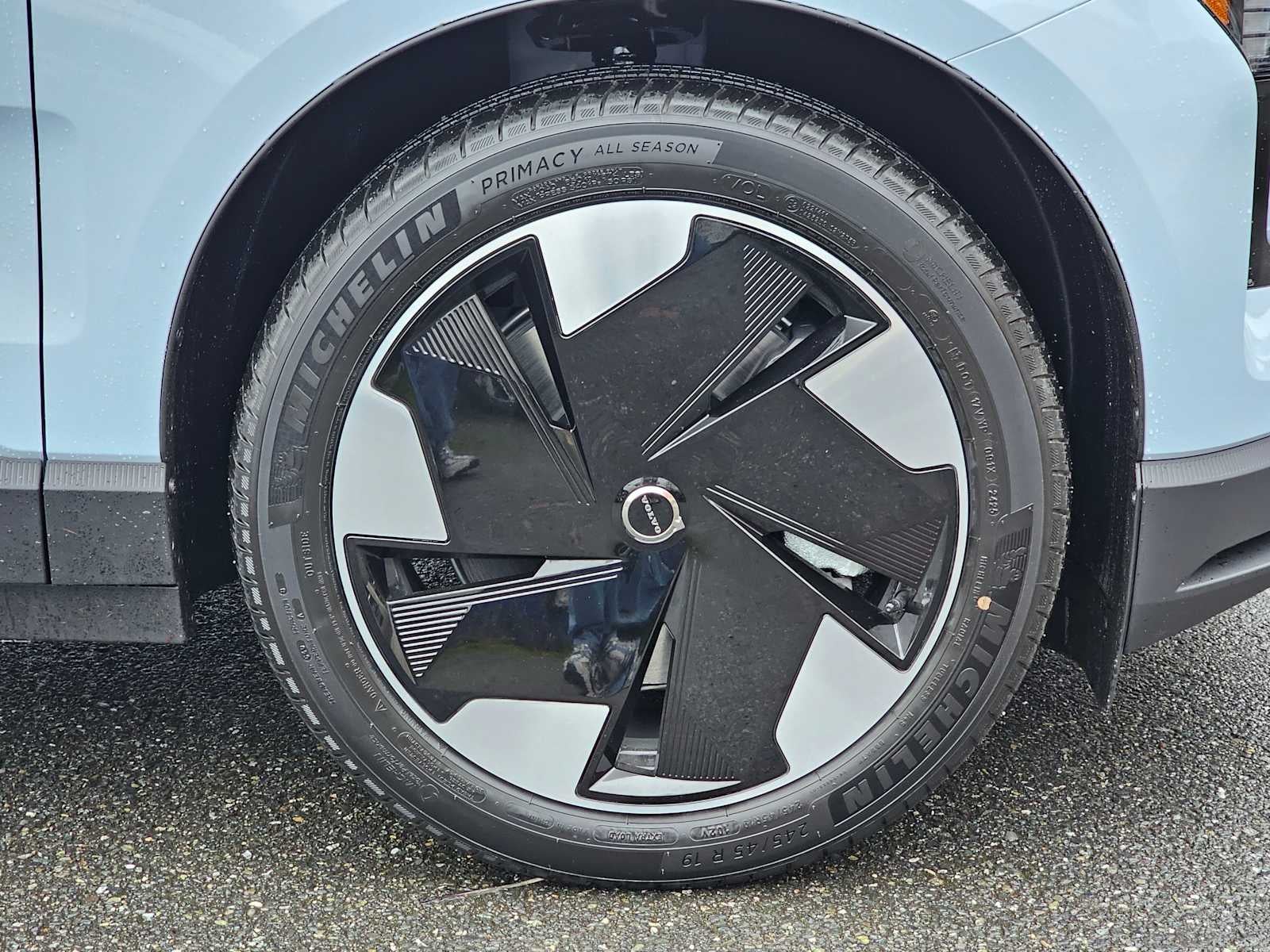 2026 Volvo EX30 Plus