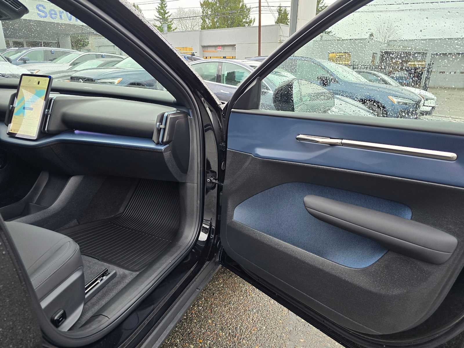 2026 Volvo EX30 Plus
