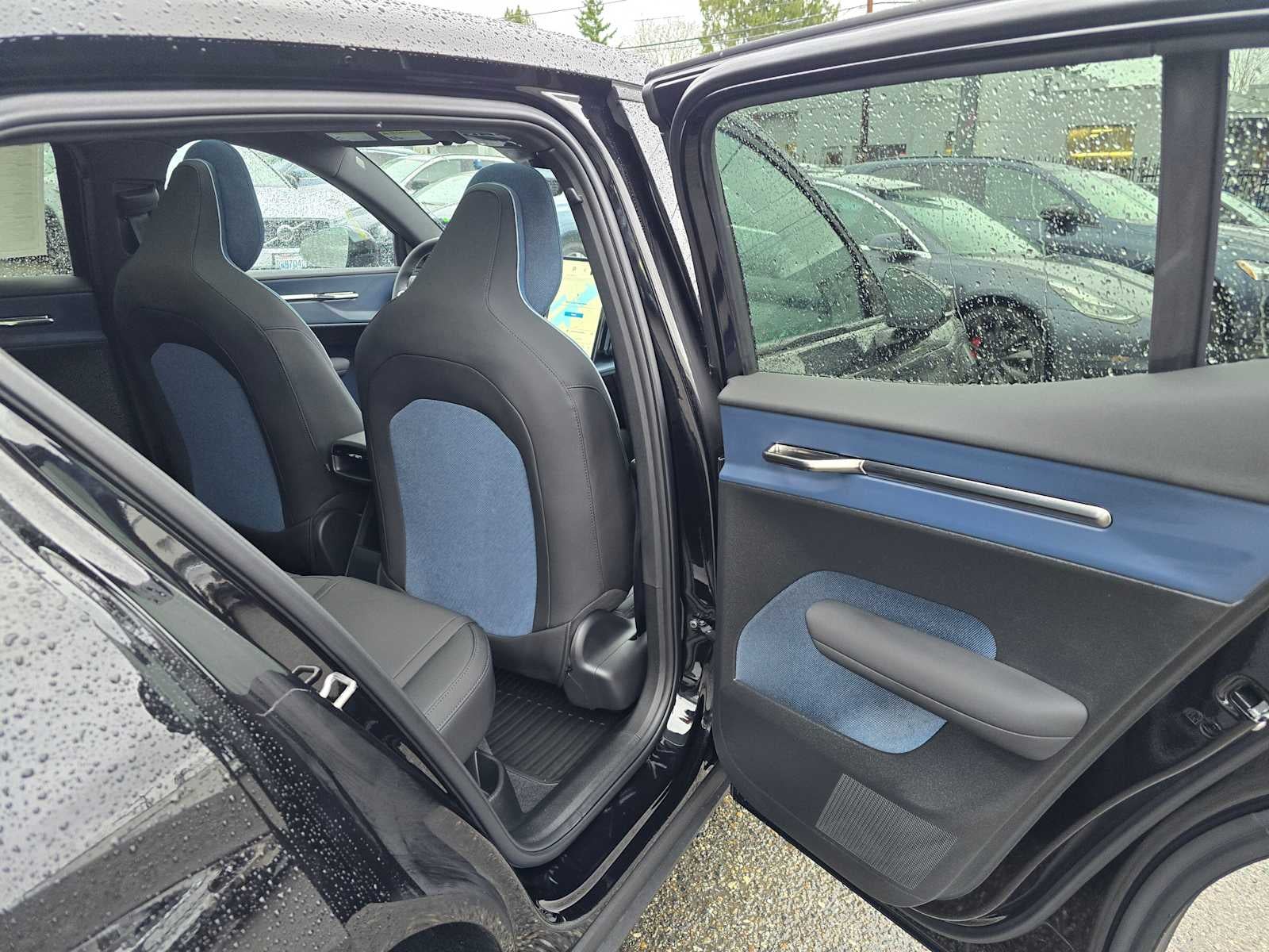 2026 Volvo EX30 Plus