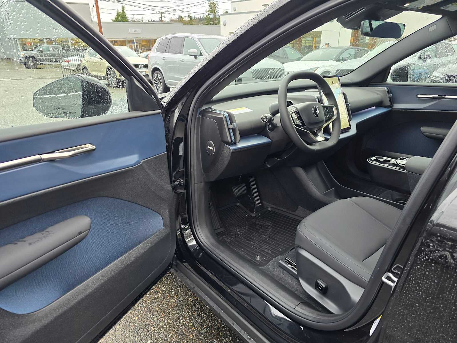 2026 Volvo EX30 Plus