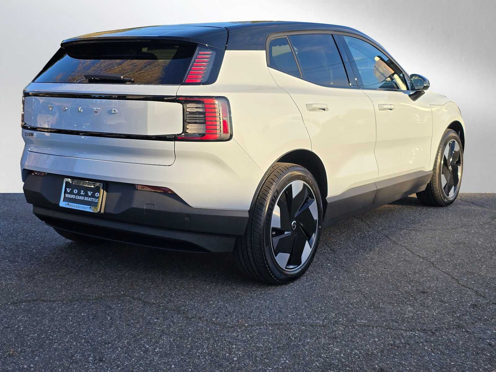 2026 Volvo EX30 Plus