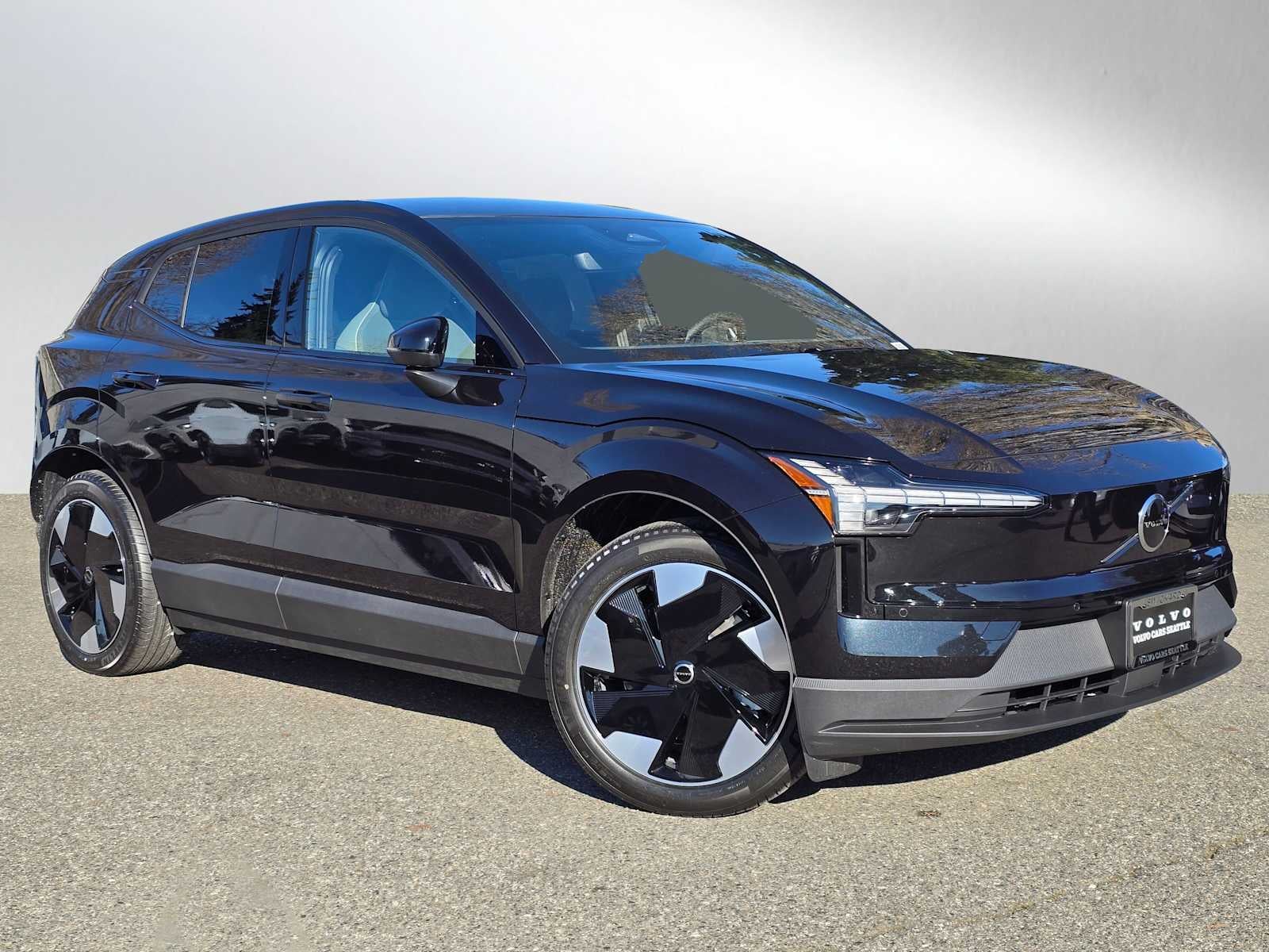 2026 Volvo EX30 Plus