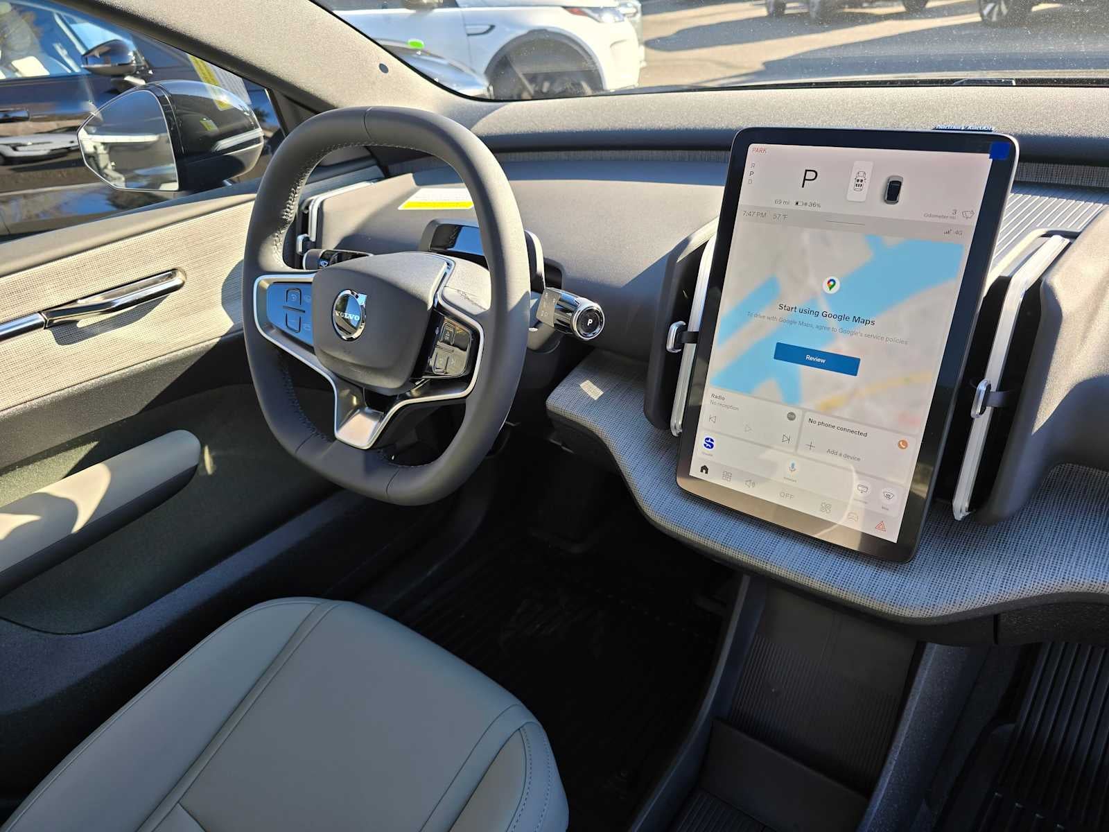 2026 Volvo EX30 Plus