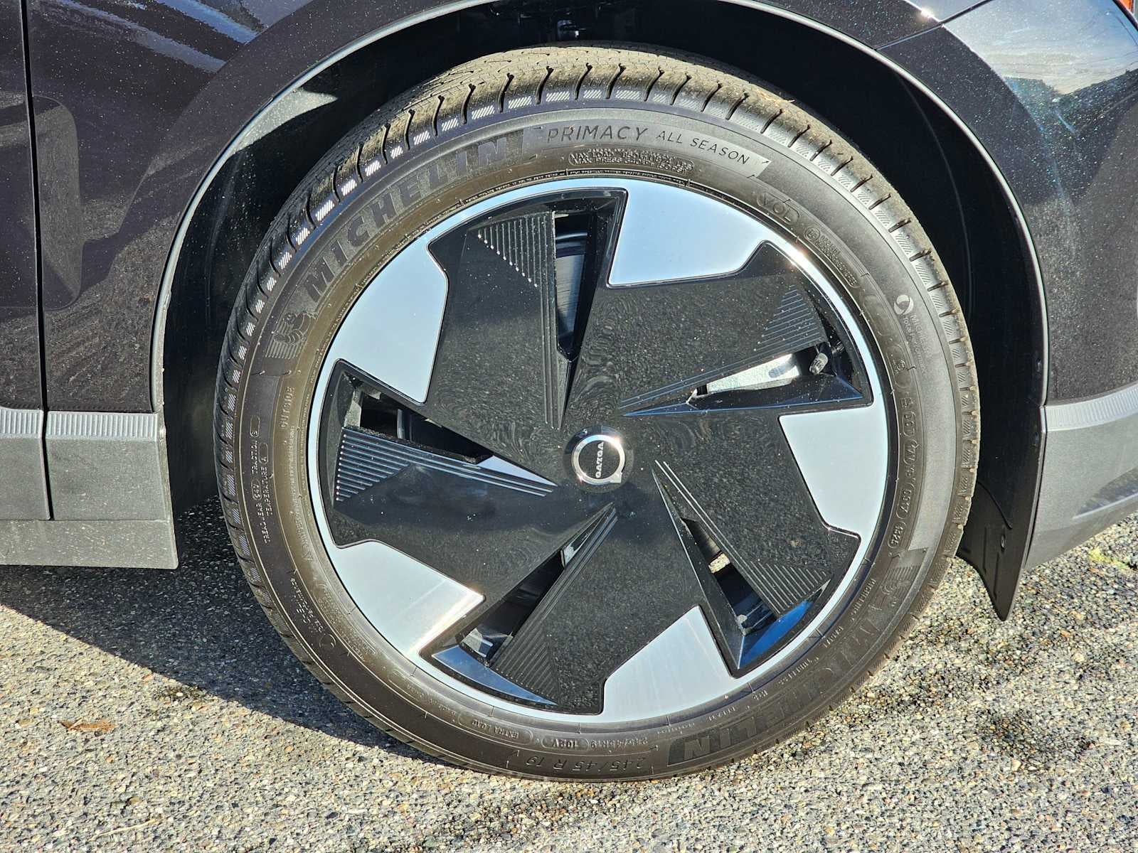 2025 Volvo EX30 Plus